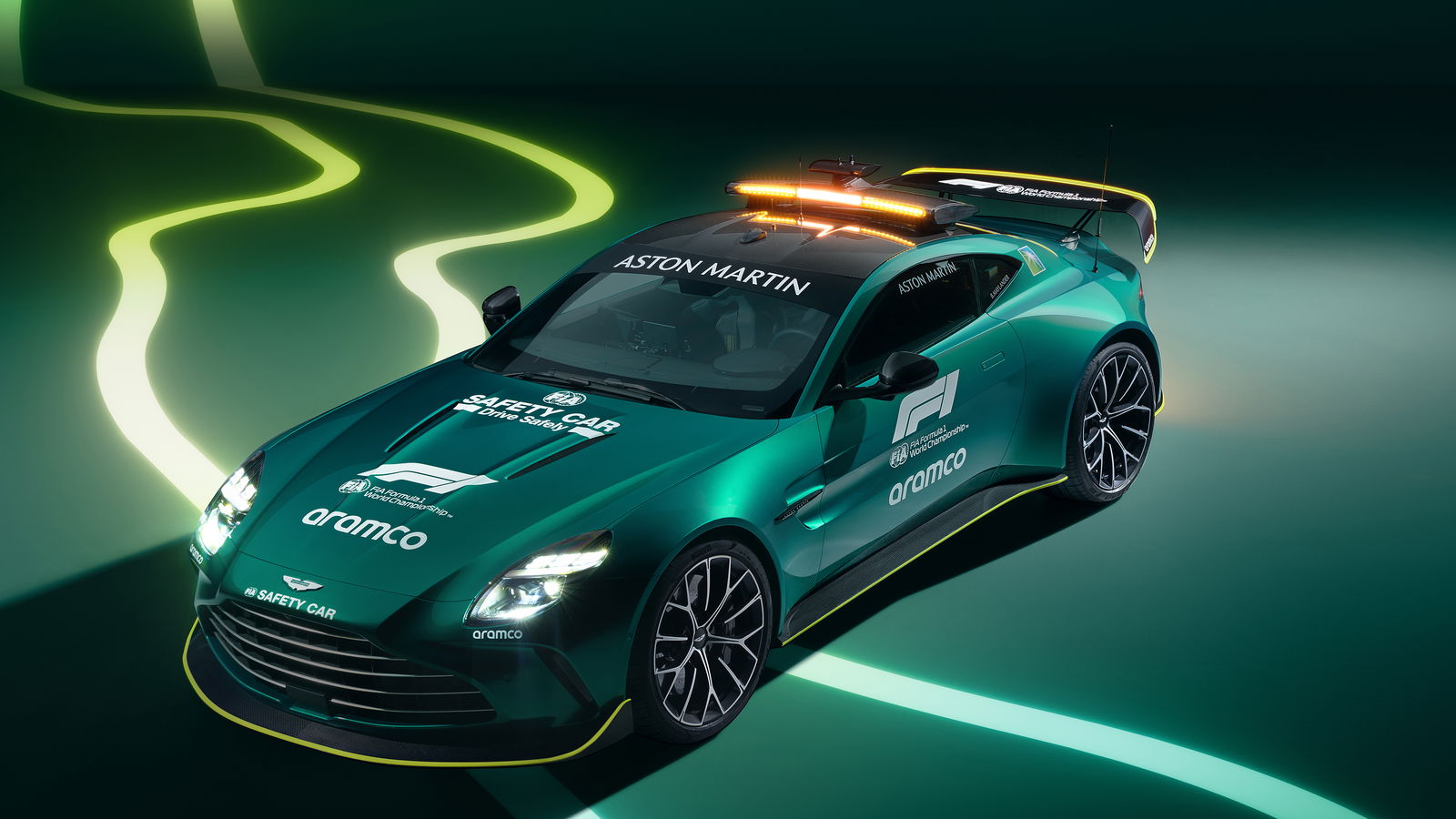 Aston Martin Vantage F1 Safety Car - front